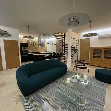 Casa vacanze Les Pierres Sèches, La Combe D'estève,